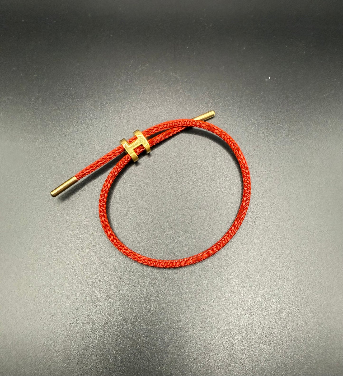 H Bracelet Burgundy