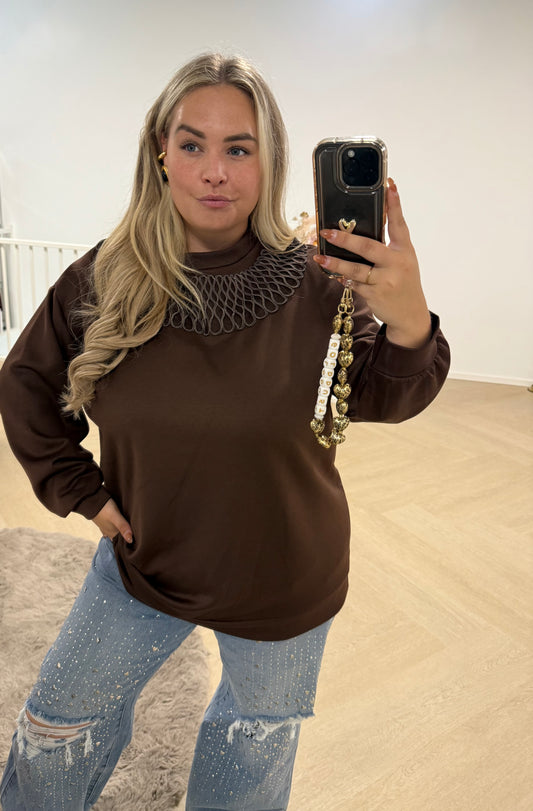 Trui Broderiehals Bruin